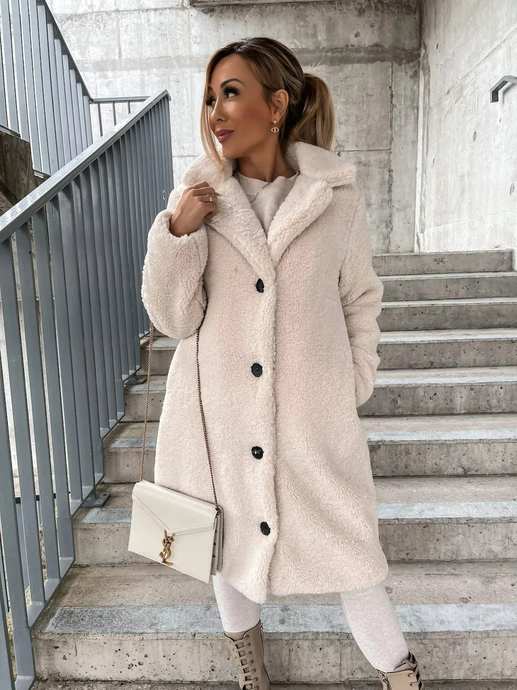 Damen-Trenchcoat aus Plüsch