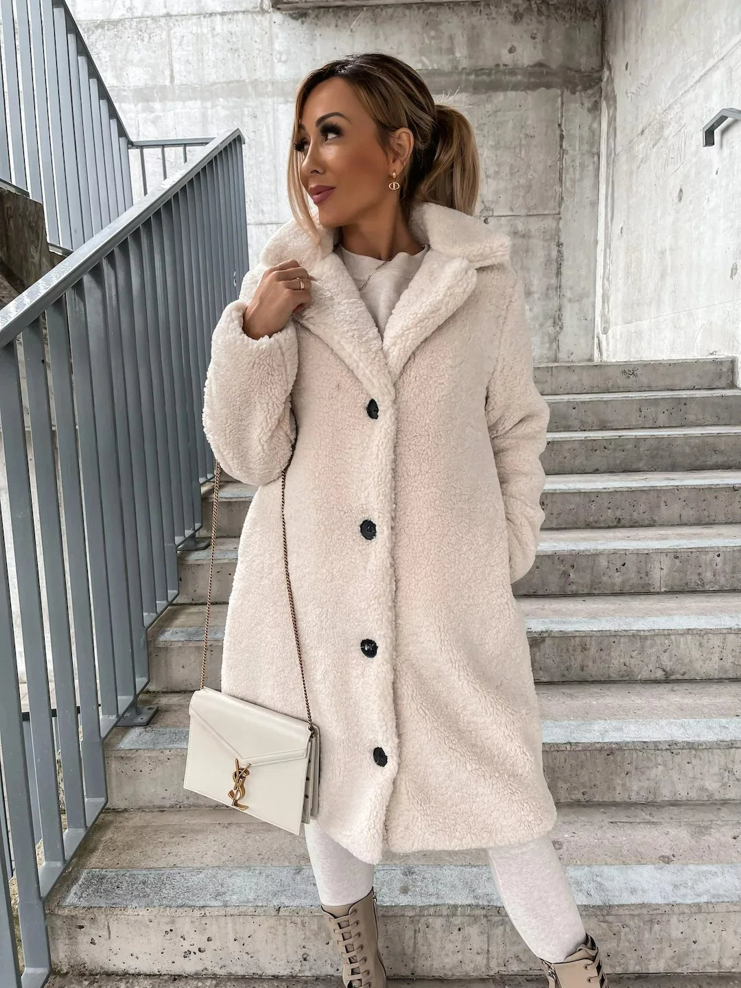 Damen-Trenchcoat aus Plüsch