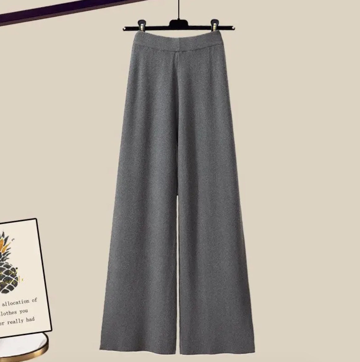 Bequemes dreiteiliges Damen-Set mit langen Ärmeln