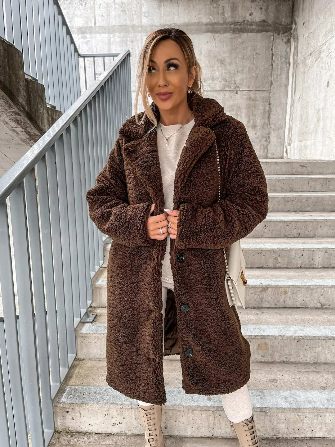 Damen-Trenchcoat aus Plüsch
