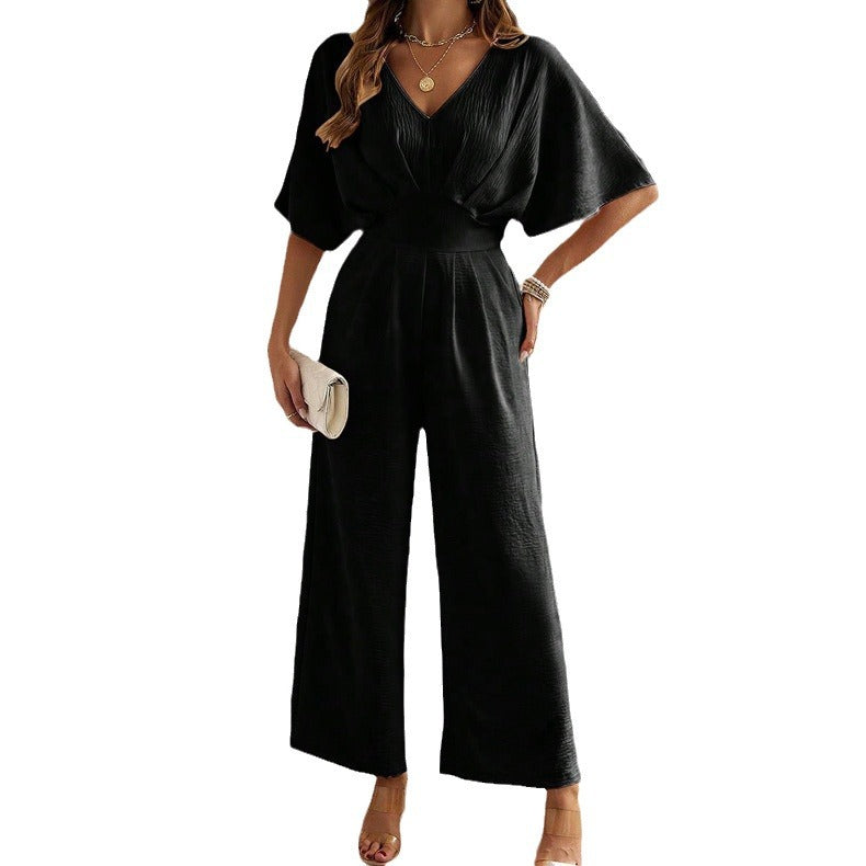 Weit geschnittener Damen-Jumpsuit mit V-Ausschnitt und Drapierungen