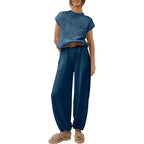 Zweiteiliges Damen-Set aus Strick-T-Shirt und Hose