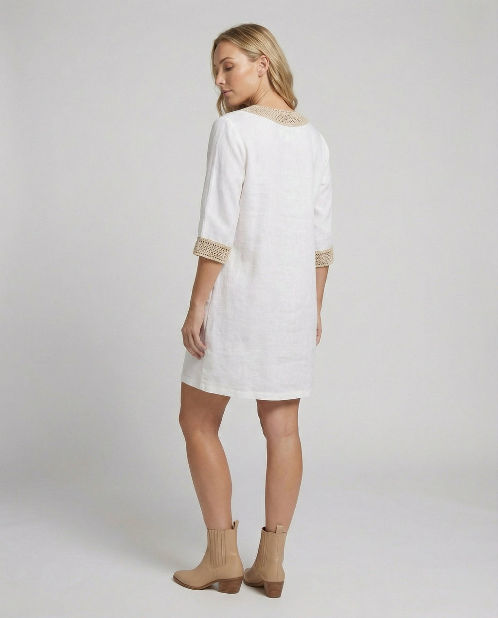 Stilvolles Damen-Sommerkleid für warme Tage