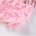 Glamouröses Pailletten-Cocktailkleid mit Federsaum