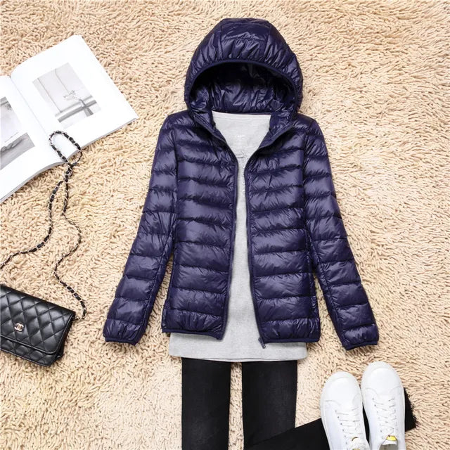 Ultraleichte, verstaubare Damen-Steppjacke mit Kapuze