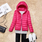 Ultraleichte, verstaubare Damen-Steppjacke mit Kapuze