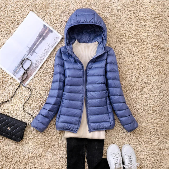 Ultraleichte, verstaubare Damen-Steppjacke mit Kapuze