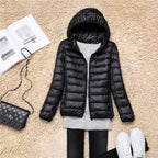 Ultraleichte, verstaubare Damen-Steppjacke mit Kapuze