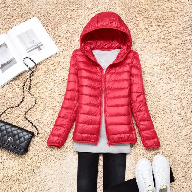 Ultraleichte, verstaubare Damen-Steppjacke mit Kapuze