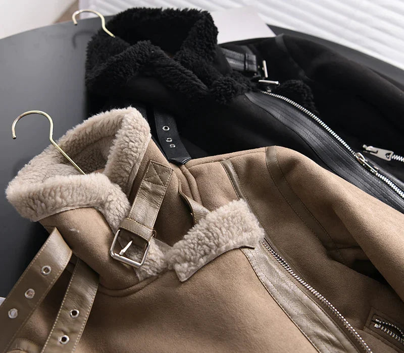 Damen-Jacke in Wildleder-Optik mit Sherpa-Futter