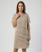 Damen-Chiffonkleid mit kurzen Ärmeln und Stufenvolants