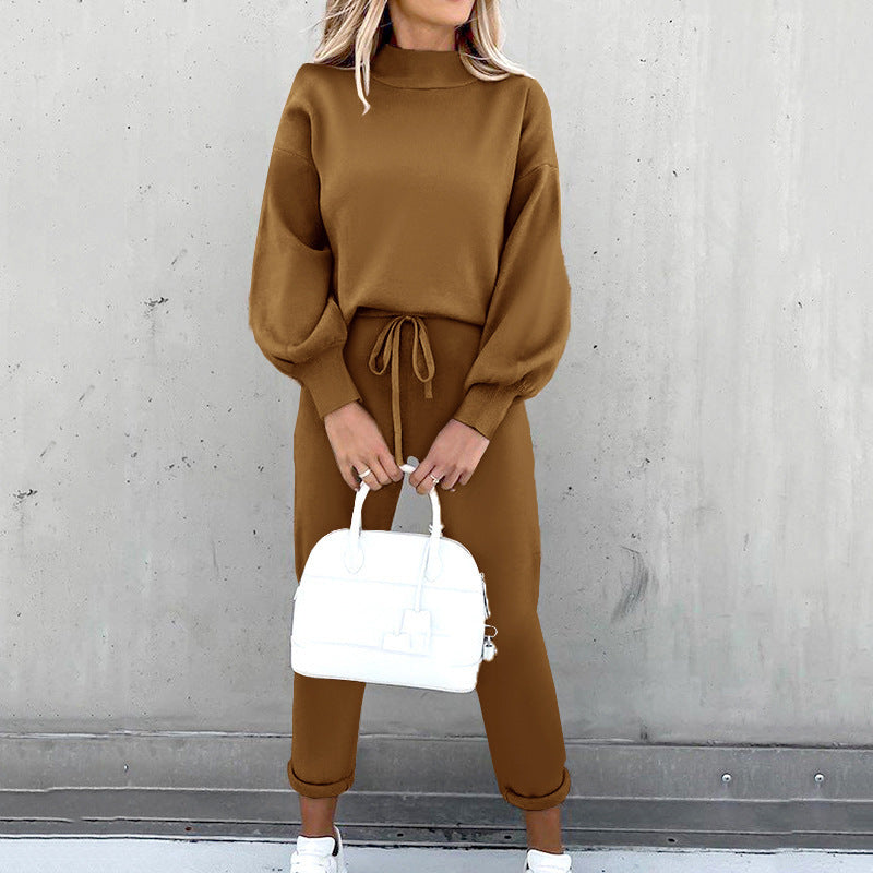Damen-Hausanzug mit Rollkragen und Hose mit elastischem Bund