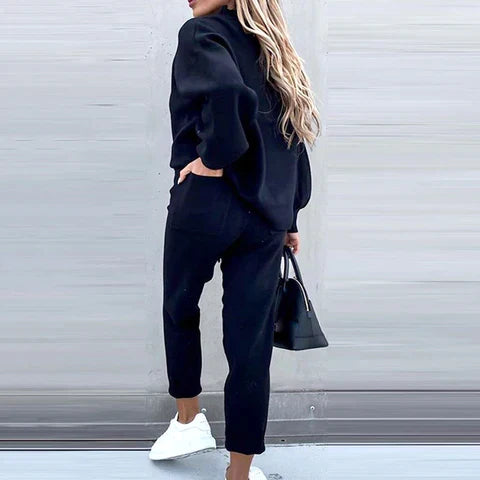 Damen-Hausanzug mit Rollkragen und Hose mit elastischem Bund
